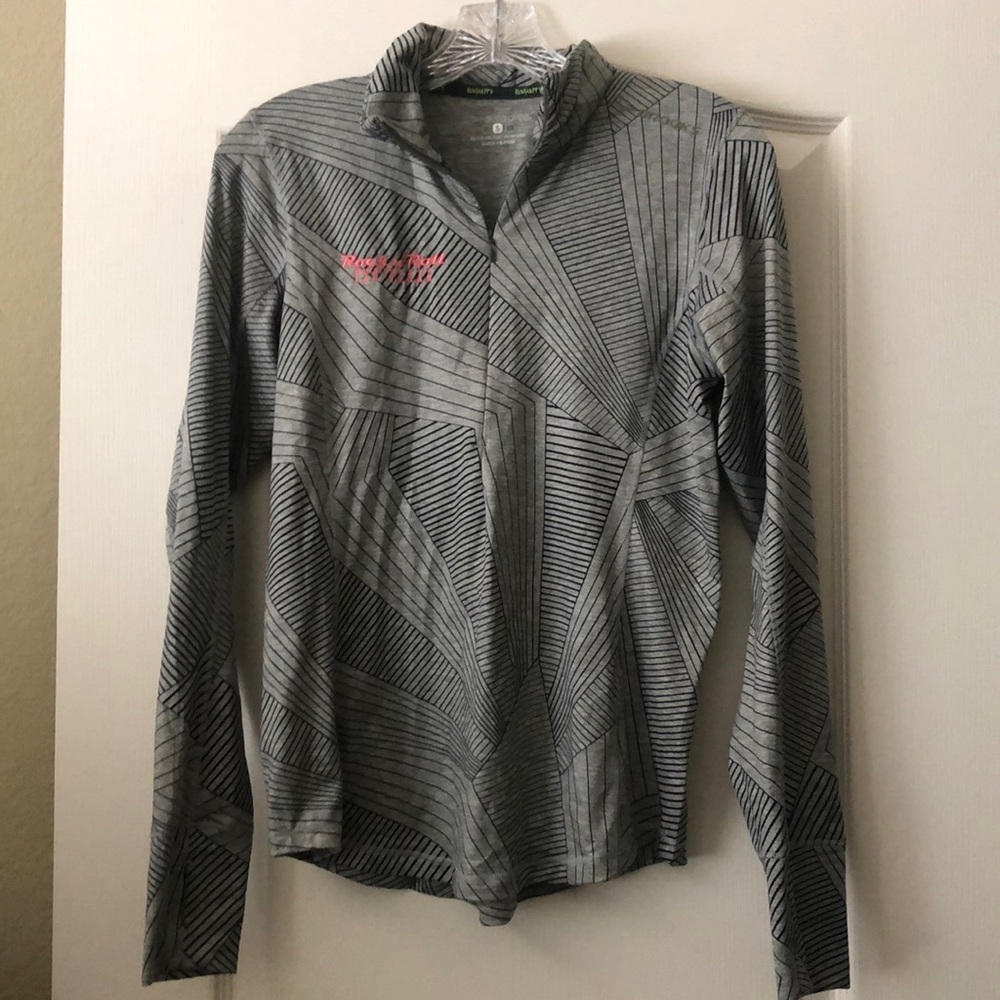 Brooks half zip
